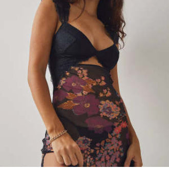 Gentle Lace Shoulder Strap Stitching Slit Length Dress - ANIBEY