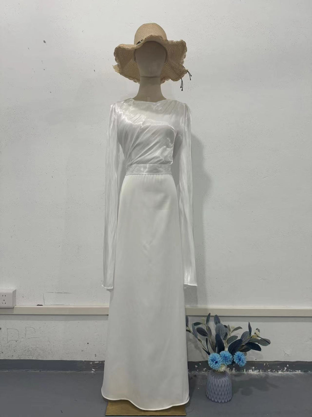 Glass Gauze Large Hem Sleeve Long Satin Slim Fit Dress - ANIBEY