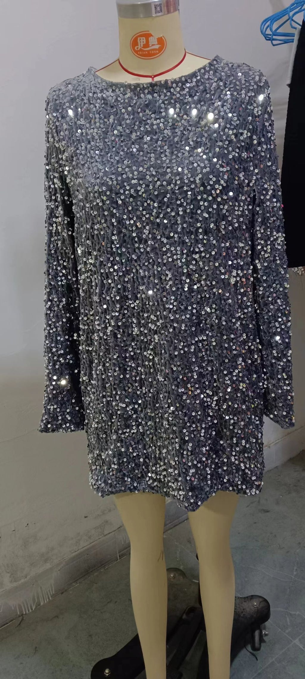 Women's Round Neck Long Sleeve Loose Sequins Short Spandex Dress - ANIBEY