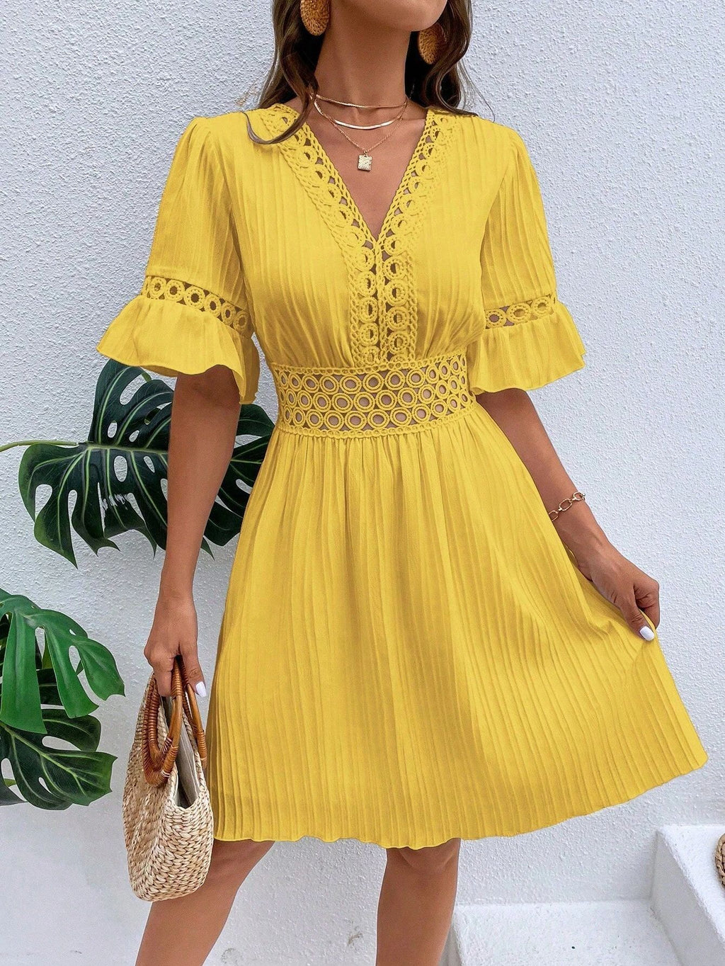 Patchwork Lace Fashion V-neck Tight Waist Solid Color Dress - ANIBEY
