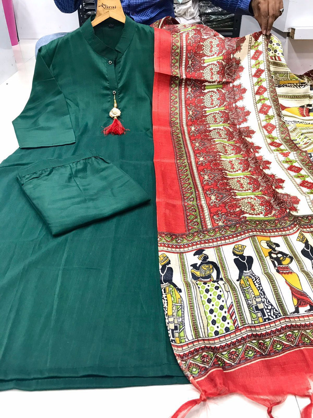 Buy Pink Kurta Suit Sets for Women by VREDEVOGEL - ANIBEY