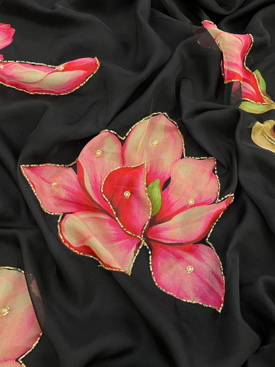 Beautiful Floral Printed Organza Saree - ANIBEY